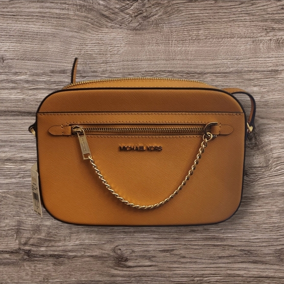 Michael Kors NWT Jet Set Large Saffiano Leather Crossbody Bag - Picture 6 of 6